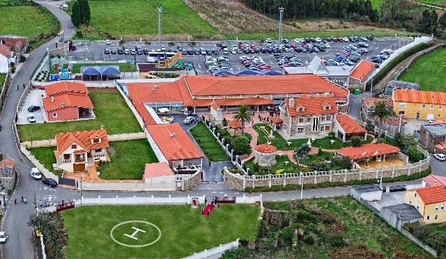Complejo Aldeola Bed & Breakfast Malpica Exterior photo